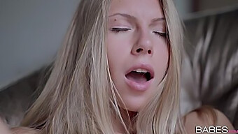 Angelica'Nın Krystal Boyd'Un Yer Aldığı Xxx Filmindeki Duygusal Dokunuşu