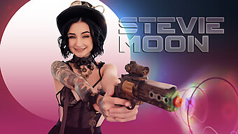 การพบกันอย่างร้อนแรงกับ Stevie Moon สาวผมสีน้ําตาลตัวเล็กและคนรักที่มีฐานะดี