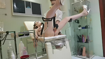 Kadın Klinik, Mistress Regina Ile Bdsm'Yi Keşfediyor